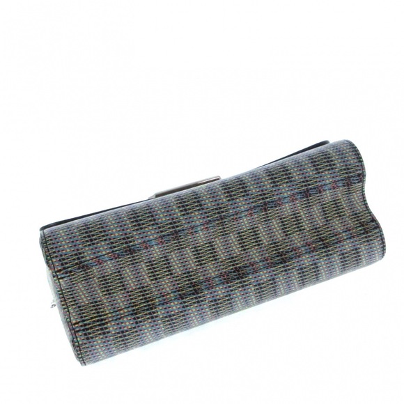 Louis Vuitton Twist MM Printed Calf Leather Shoulder Bag - Picture 3 of 10